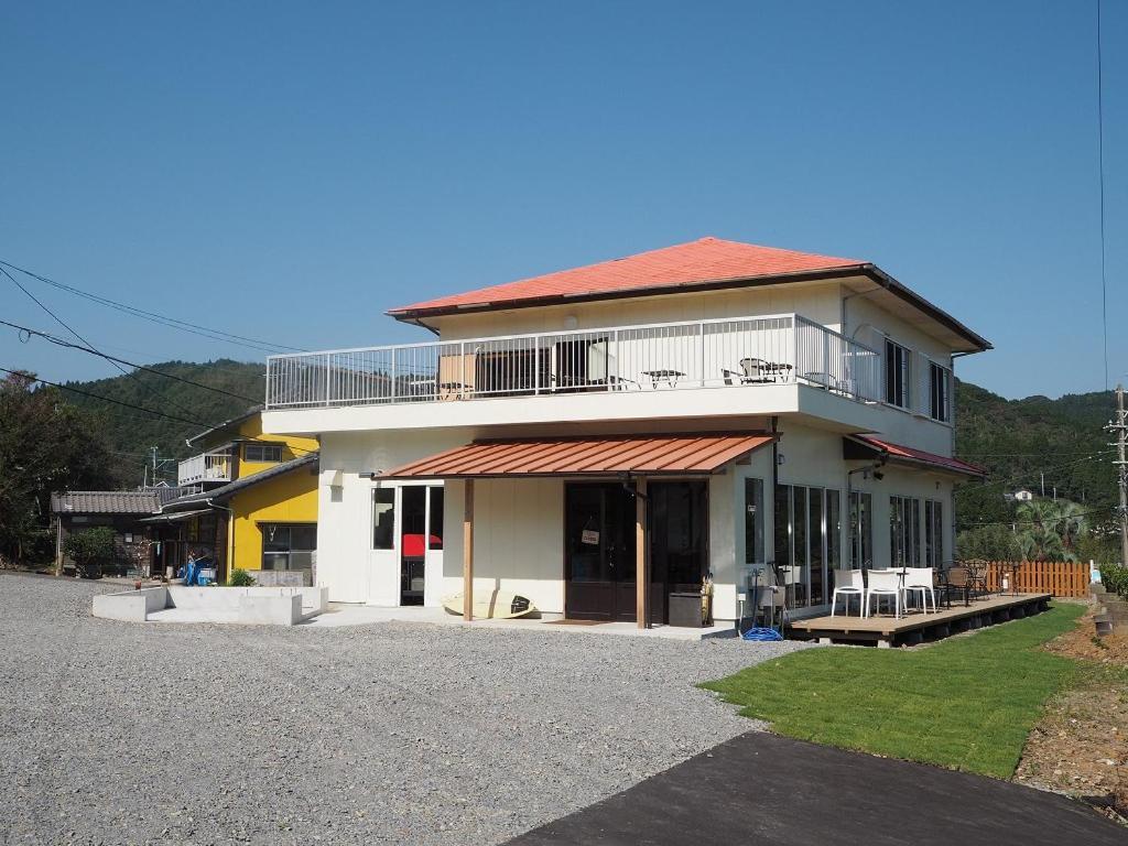 Guesthouse ＆ Beach Cafe Fuego Hyuga Ngoại thất bức ảnh