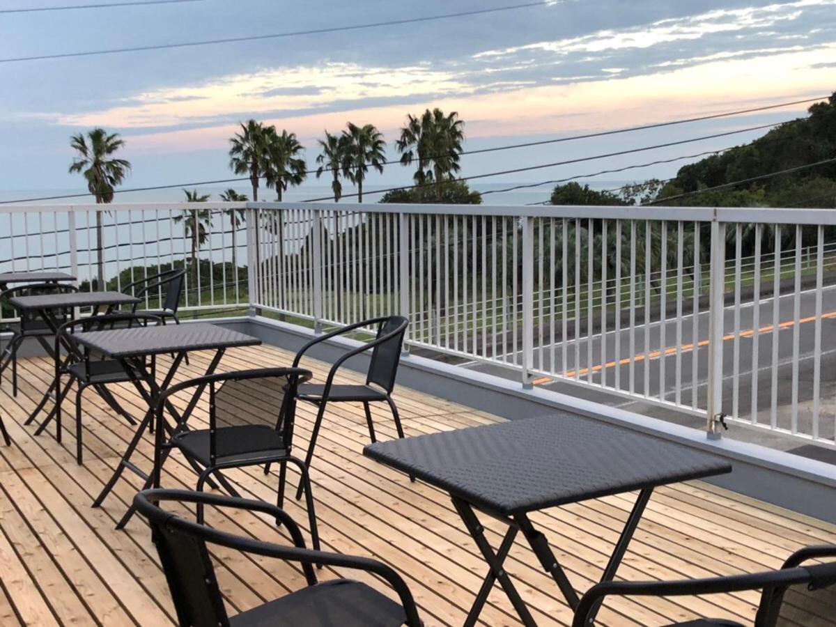 Guesthouse ＆ Beach Cafe Fuego Hyuga Ngoại thất bức ảnh